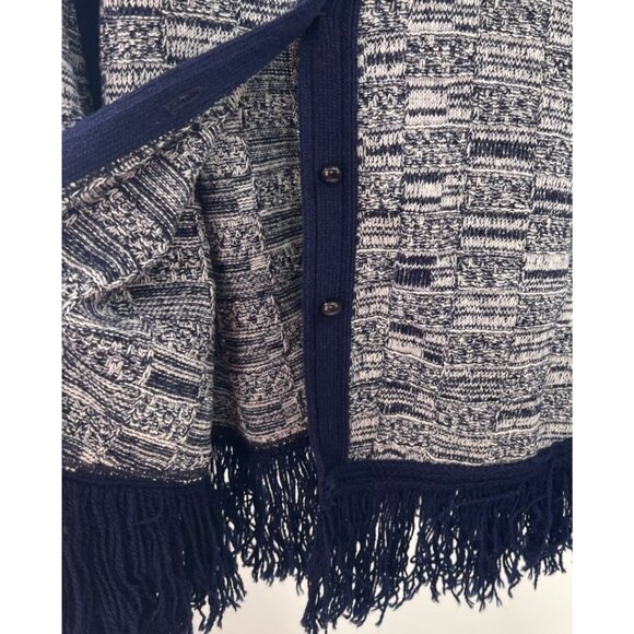 VTG Sweater Bee By Banff Ltd NVY WHT Knit Cape Fringe Hem Button Close RARE EUVC - Picture 8 of 11